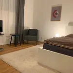 Gemuetliches Apartment Mit Kueche Und Bad, Parken Kostenfrei